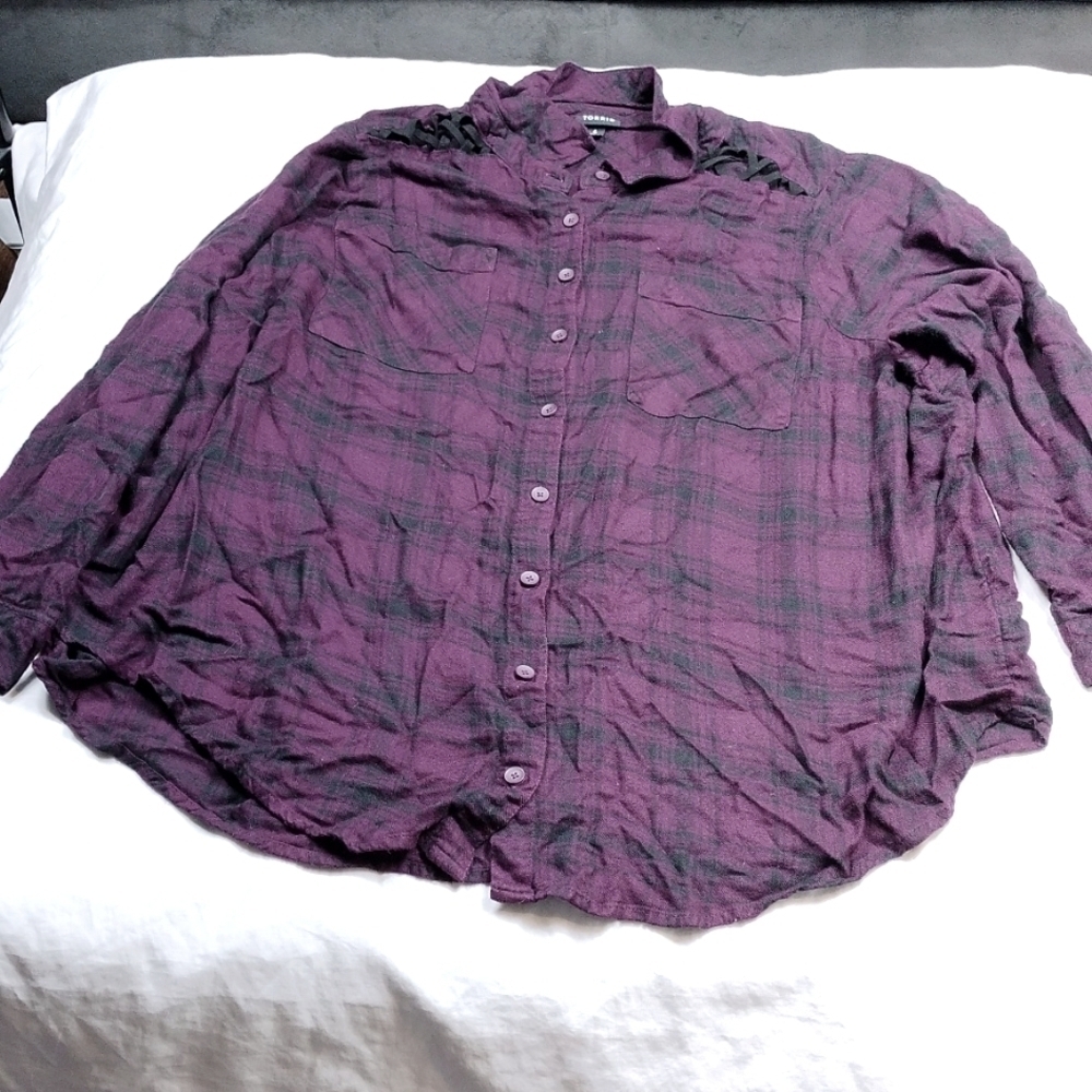Torrid long sleeve button down shirt size 4X